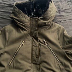 A comfy hoodie from vince camuto, size: medium, and a greenish color